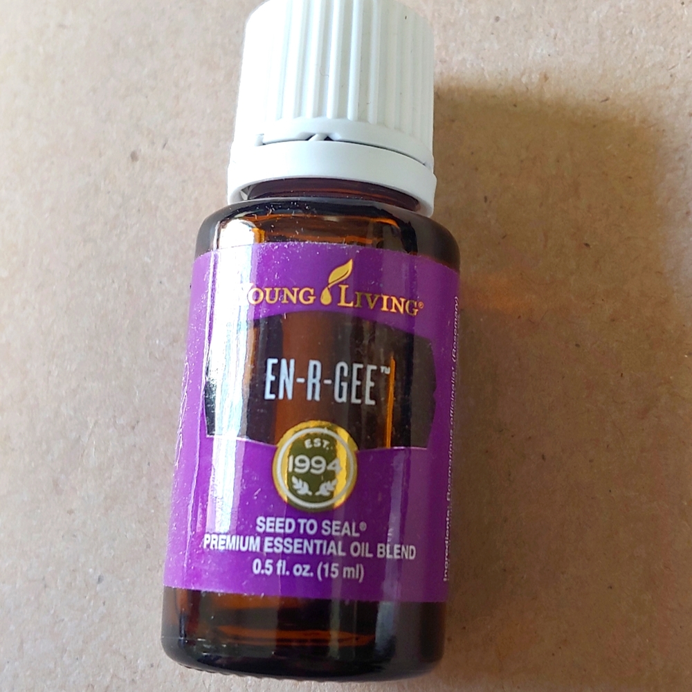 Young Living EN-R-GEE Essential Oil Blend, 15ml